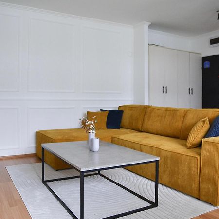 Crown Apartment 4 スボティツァ エクステリア 写真