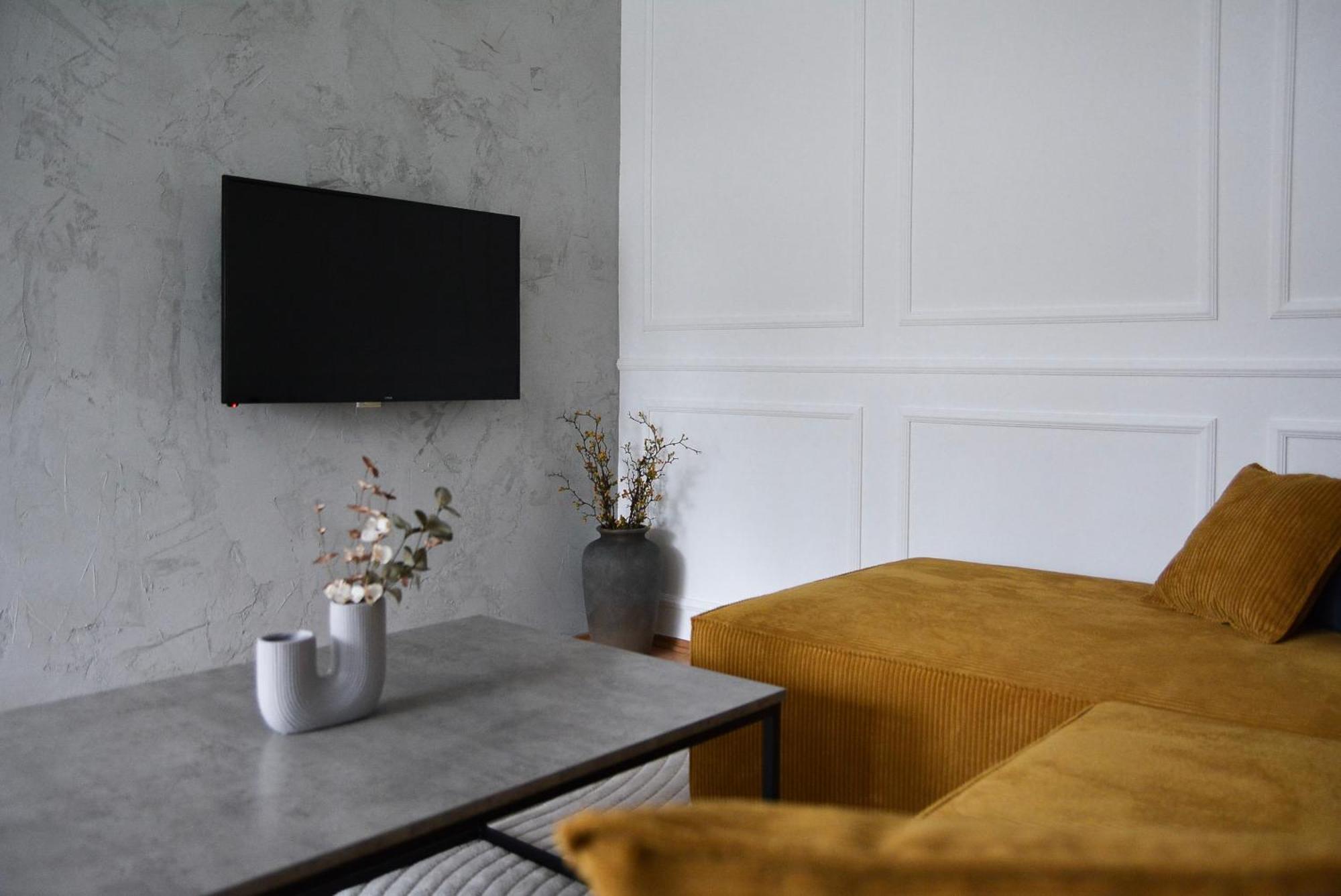Crown Apartment 4 スボティツァ エクステリア 写真
